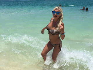 MISSBLONDEX1 amateur webcam photo