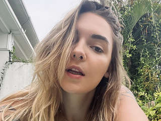 ROXYSWEET amateur webcam photo
