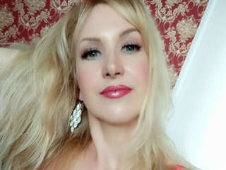 SWEETNIKKI amateur webcam photo