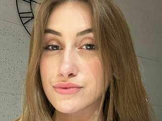 WALKIRIA amateur webcam photo