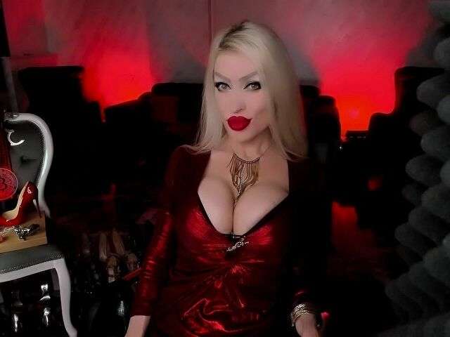 CRUELFINDOM free sexy photo