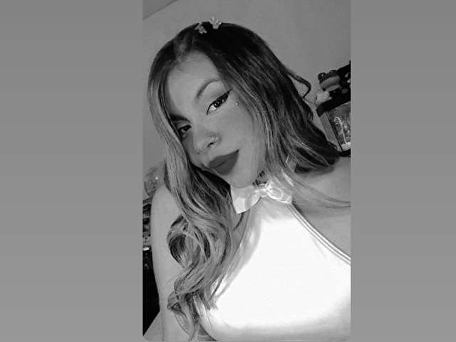VALERYSQUIRT free sexy photo
