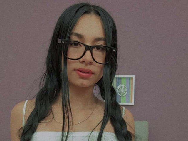 XCANDYALEJA free hard sexy photo