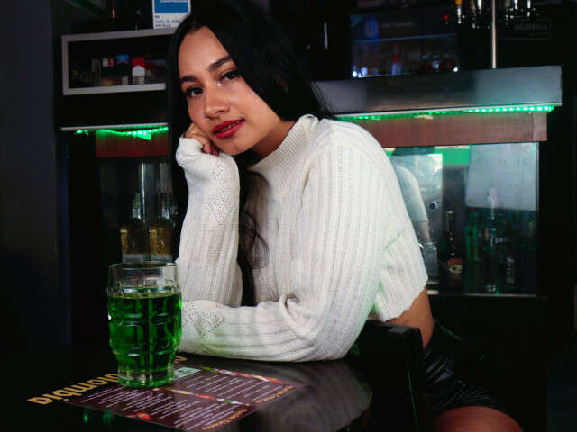 XCANDYALEJA free sexy photo