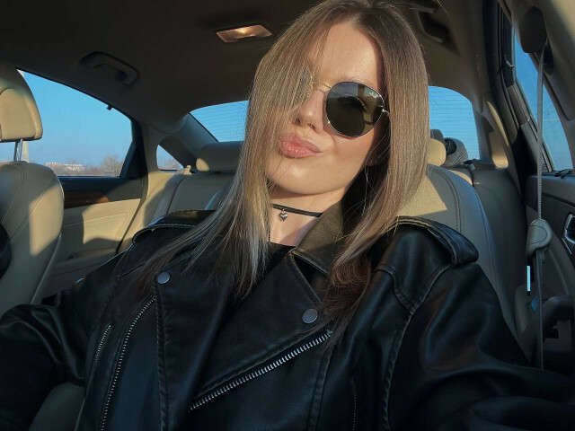 MARYV free sexy photo