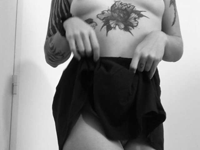 VALENTINEEE free hard sexy photo
