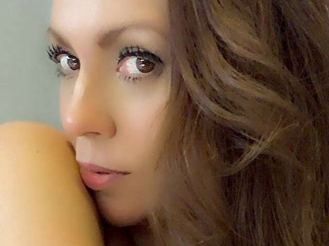 LINDA334 free sexy photo