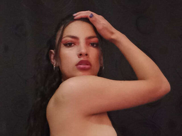 MIAWILD free sexy photo