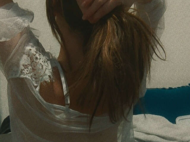 PETITEJUJU free sexy photo