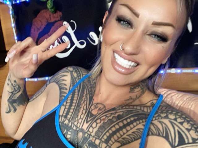 MAITRESSLEXA free sexy photo