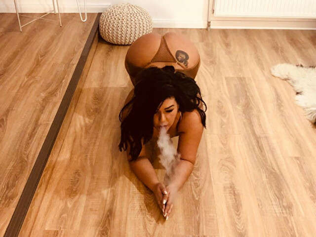 RAINDESIRE free sexy photo