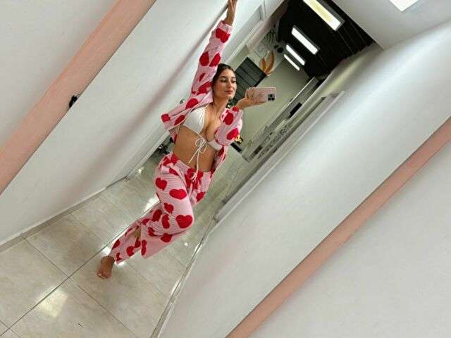 SCARLETTWET free sexy photo