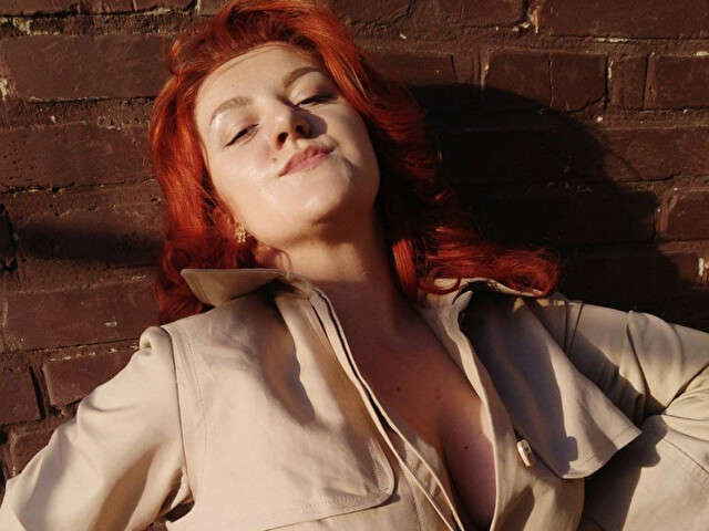LORETTA free sexy photo