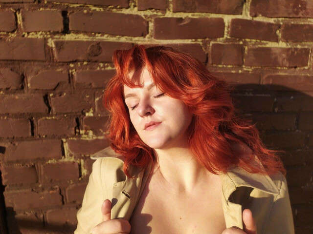LORETTA free sexy photo