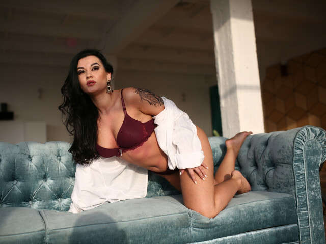 DIVINEKIM free sexy photo