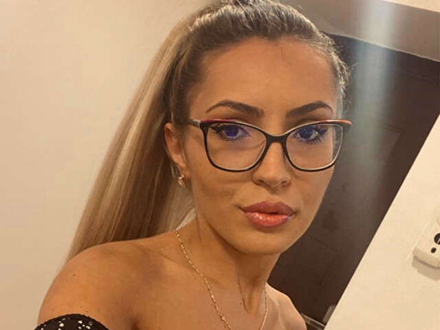 DIAMMONDDEE free sexy photo