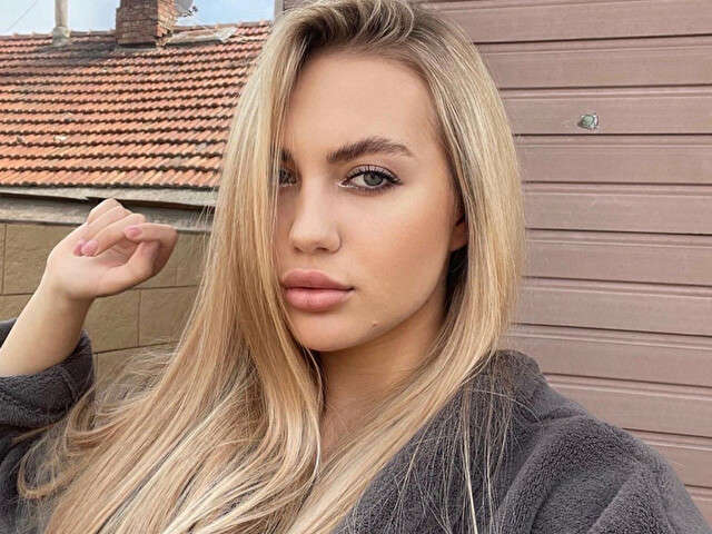 BROWX free sexy photo