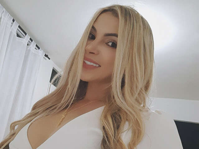 ZEIIDY free sexy photo