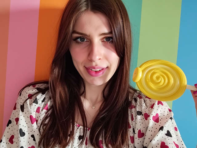 PLAYPIA free sexy photo