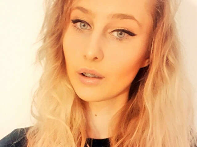 NATASHAROUGE free sexy photo