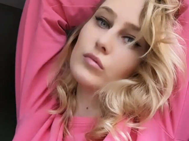 NATASHAROUGE free sexy photo
