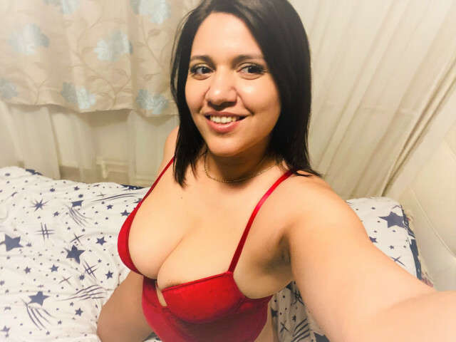 ISSADORA01 free sexy photo