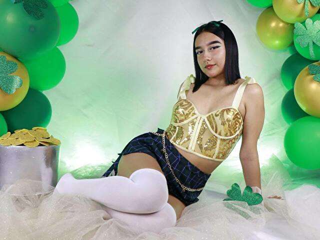 MIACLARCK free sexy photo