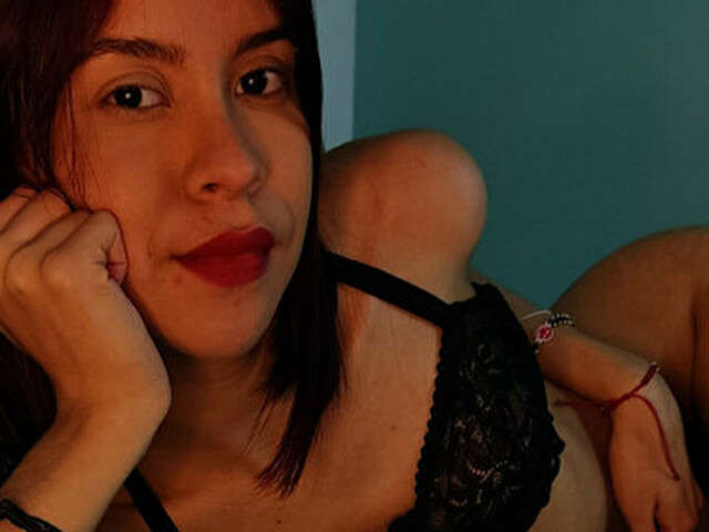 SARAHSMITT free sexy photo