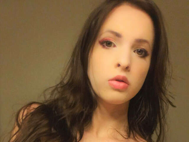 MISSDOLLMAID free sexy photo