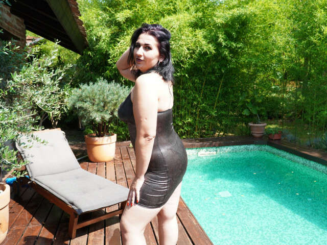 LISAMAZEXXL free sexy photo