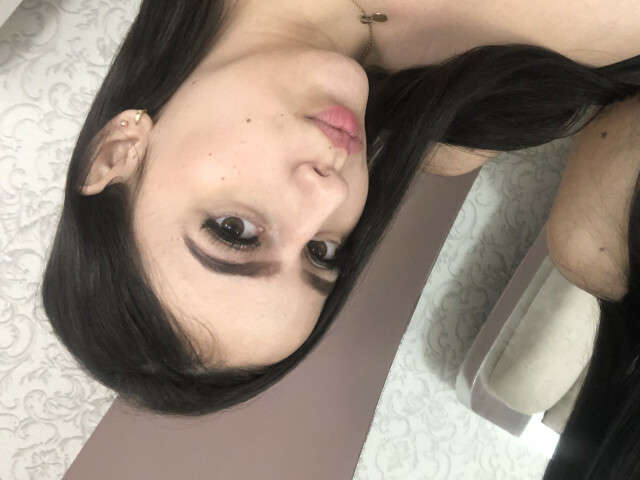 MISSYHIGHINS free sexy photo