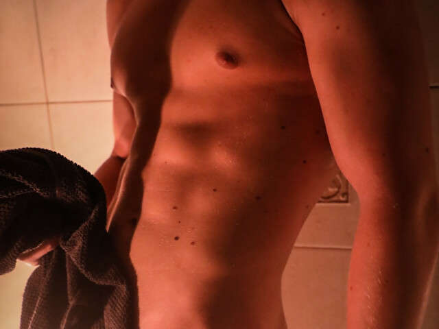 CHRISTIANL free sexy photo