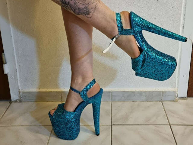 INKEDPUSSY free sexy photo