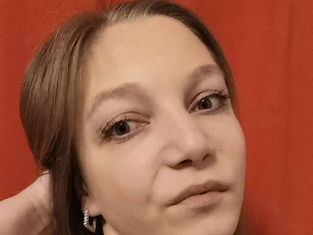 EMILLYLOVELY free sexy photo