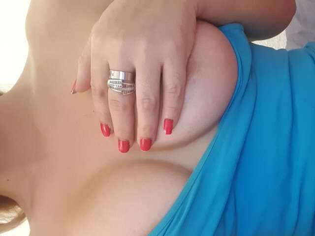 NAYARA30 free hard sexy photo