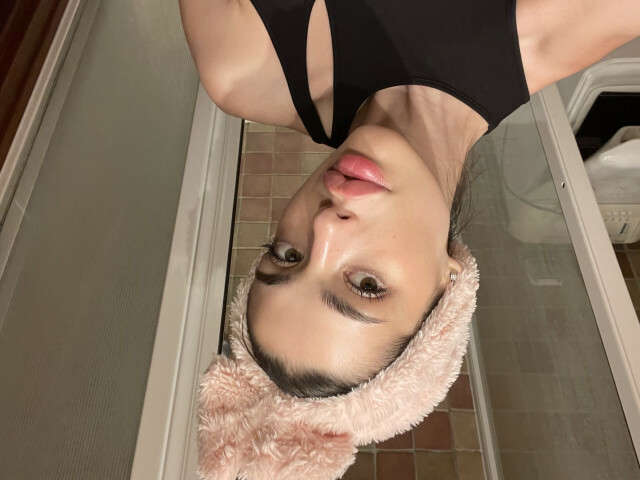 GEMMASNYDER free sexy photo
