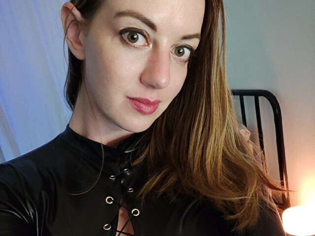 TOPSYWILDE free sexy photo