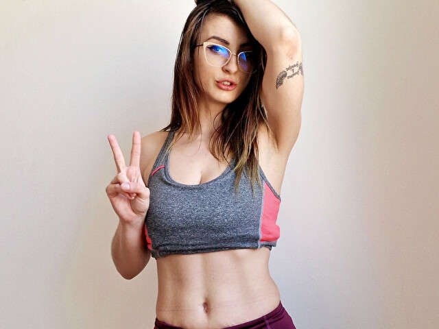 TRACYI free sexy photo