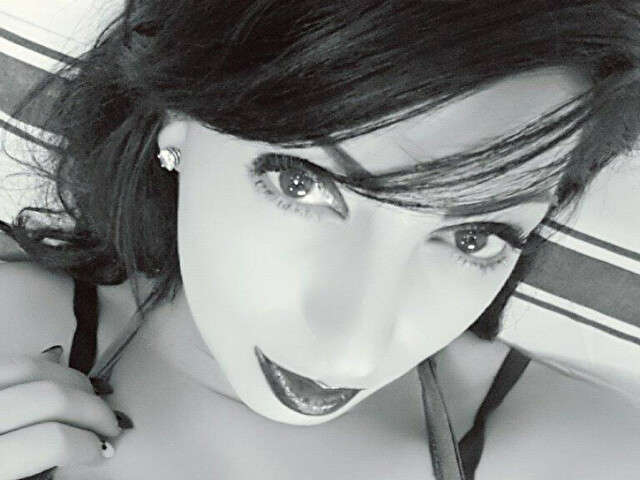 ALEXANDRA33 free sexy photo