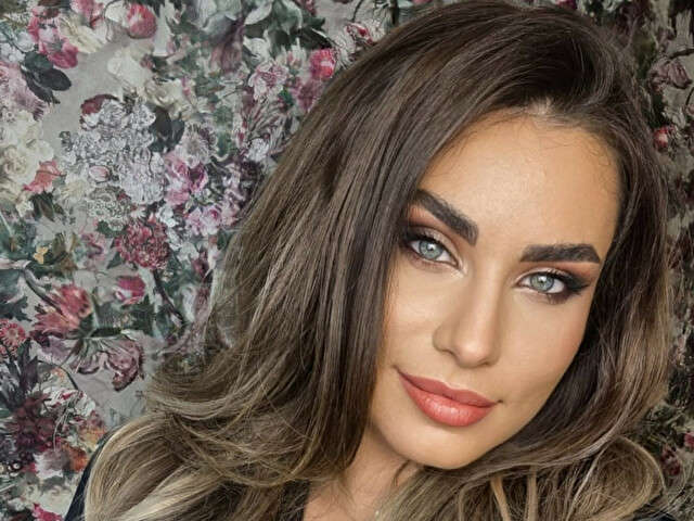 ANGELINALVY free sexy photo