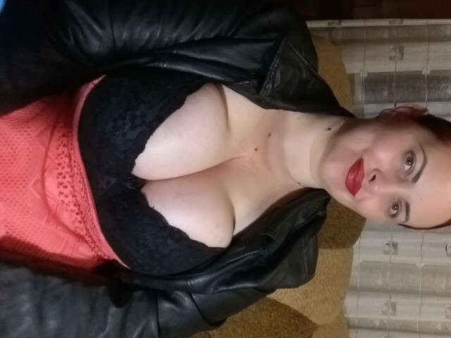 HORNYCARLA free hard sexy photo