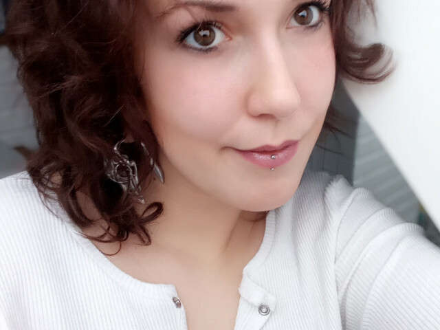 MILOUAMOUR free sexy photo
