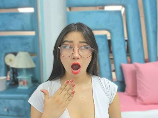 GENESISS free sexy photo