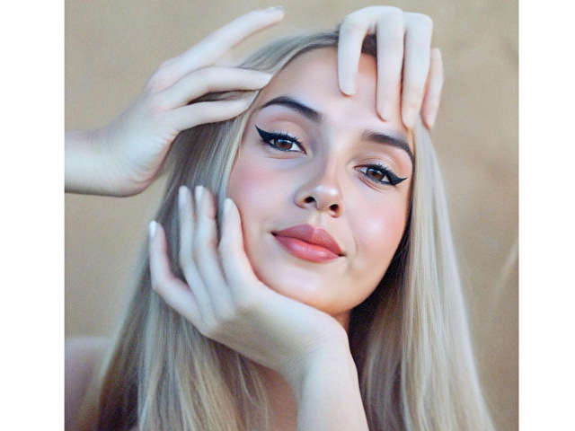 ISABLONDE1 free sexy photo
