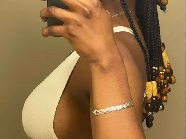 SHELLAXOXO free sexy photo