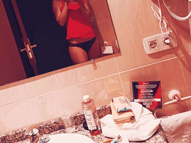 QUEENSEX free sexy photo