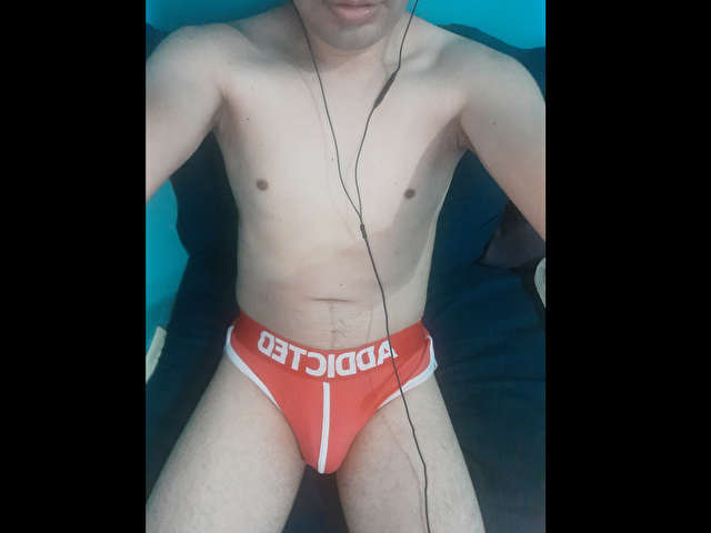 LATINSHOW free sexy photo