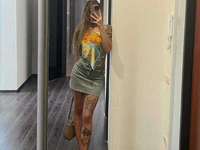 DINAHOT free sexy photo
