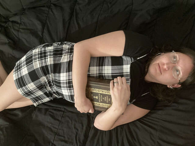 NAUGHTYLIBBY free sexy photo