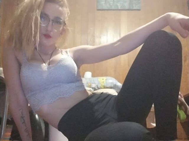 BAILAXXXL free sexy photo